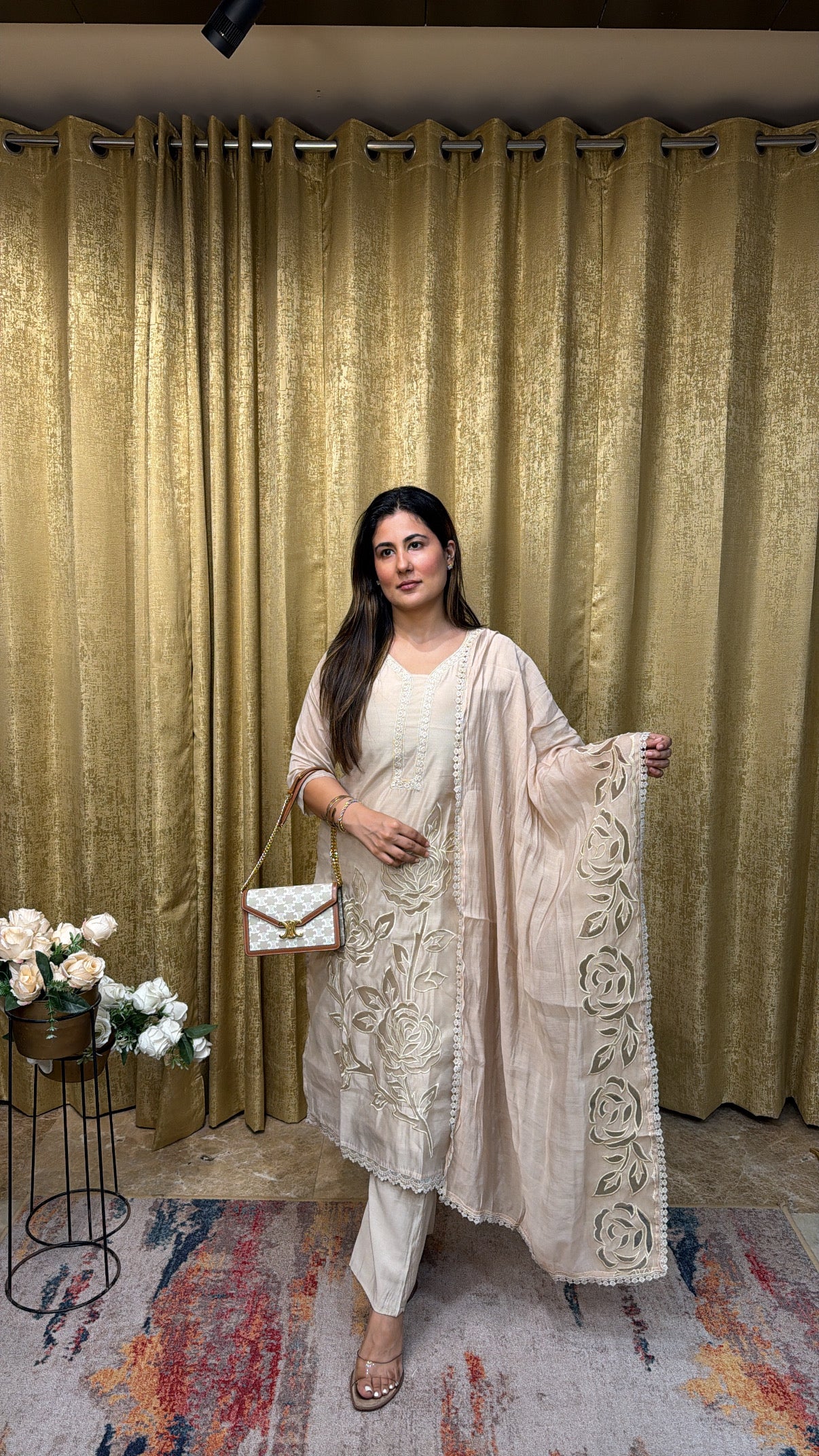 CUTWORK suit set