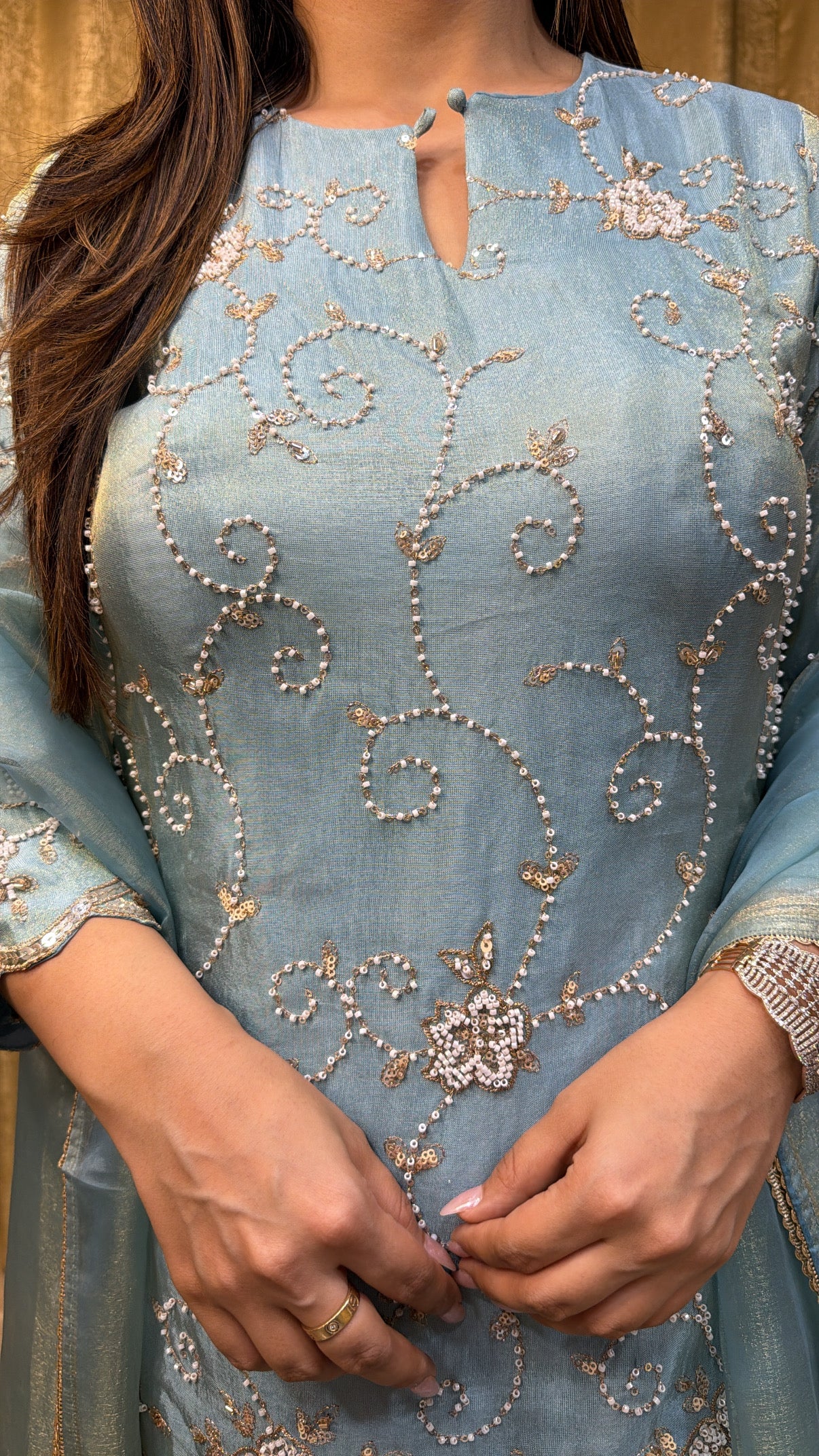 ZARI GLITZ