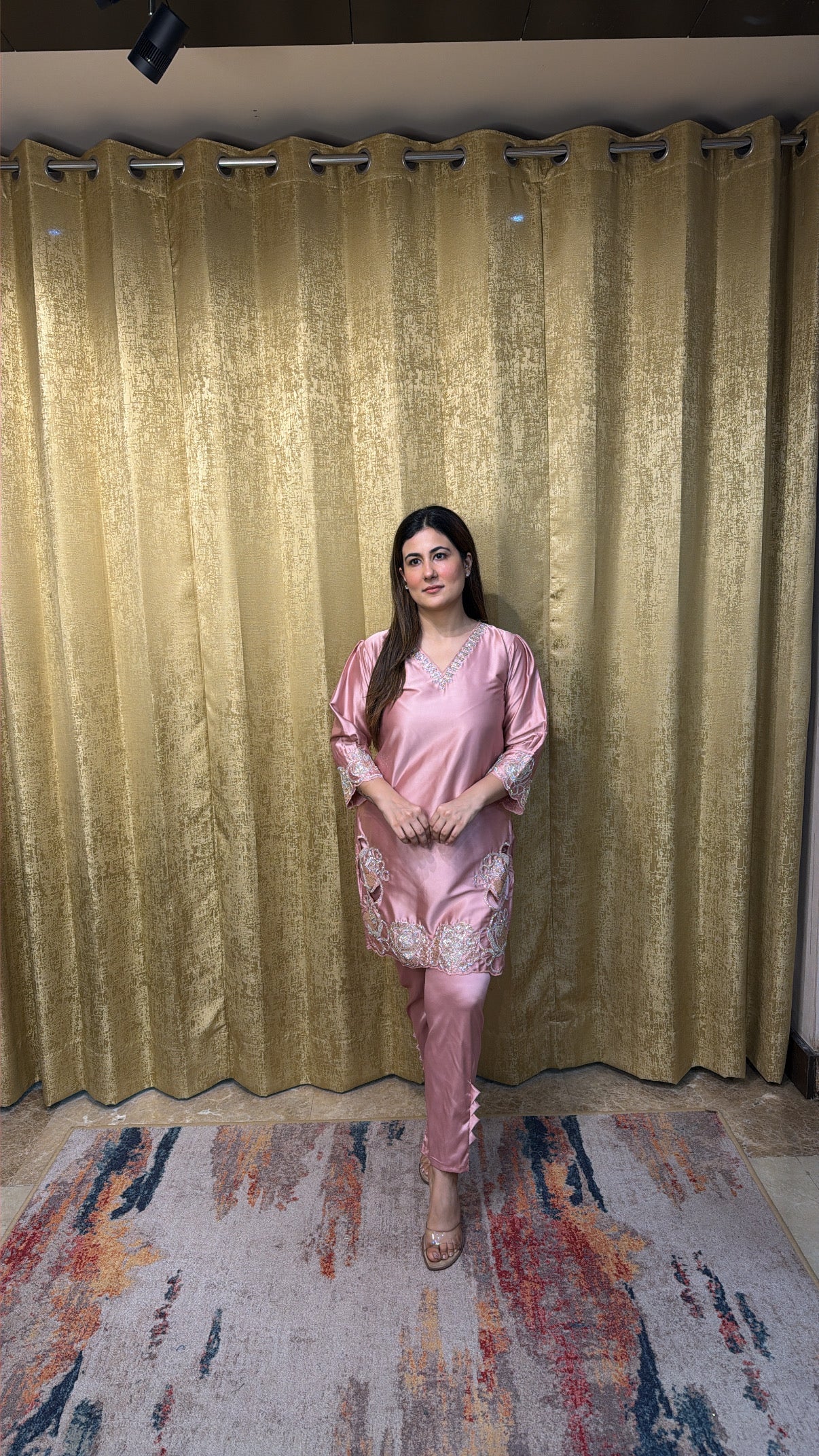 BLUSH GLAM