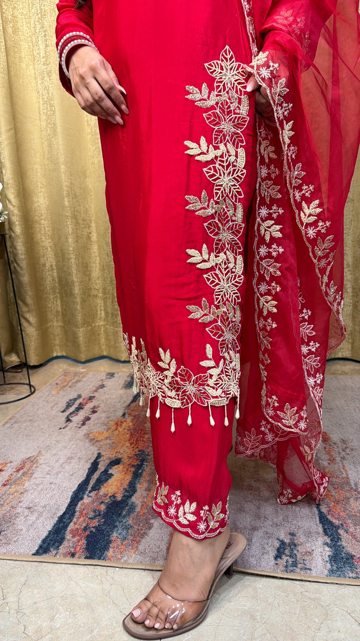 Pakiza suit