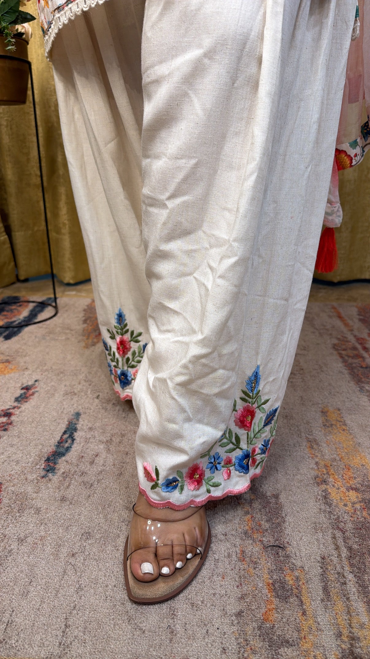 FLORAL FARSHI