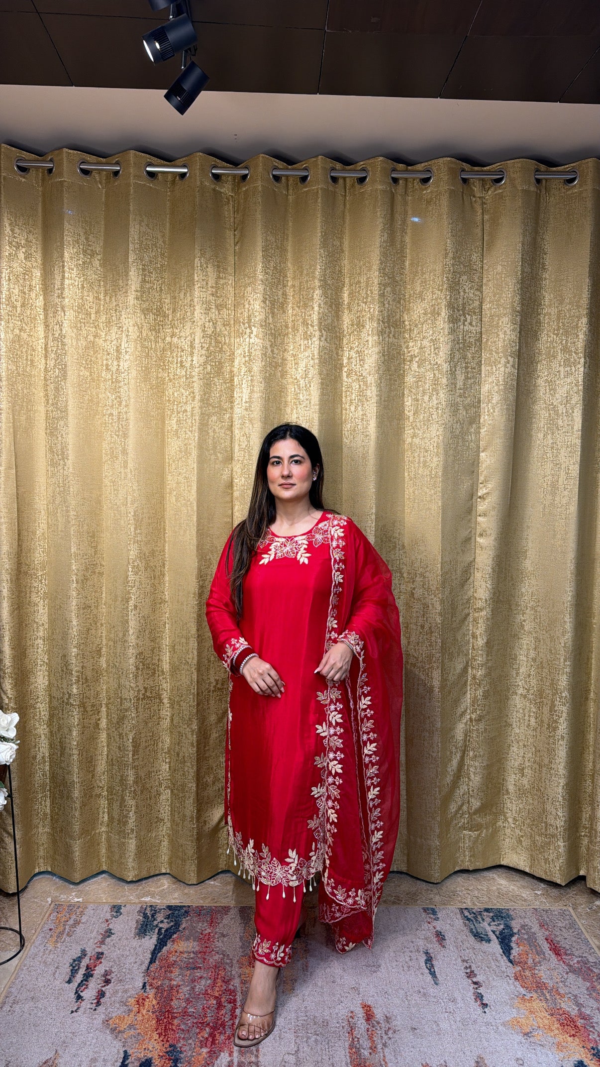 Pakiza suit
