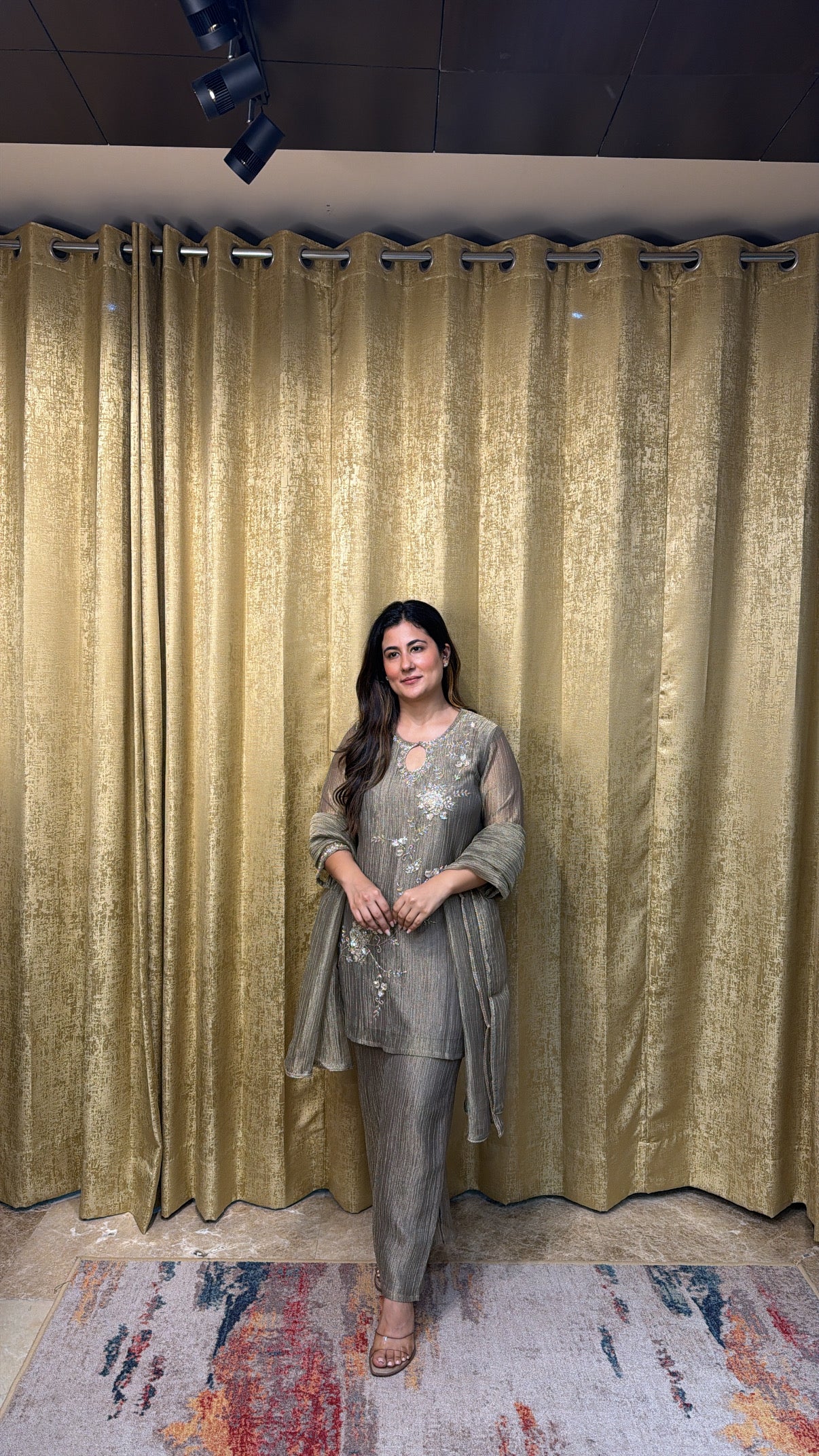 Golden noor