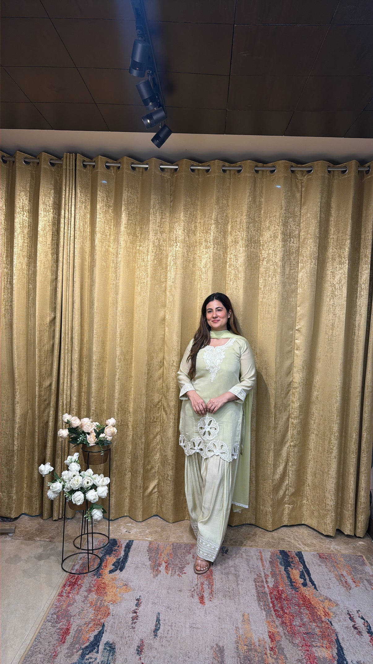 WHISPHER FARSHI
