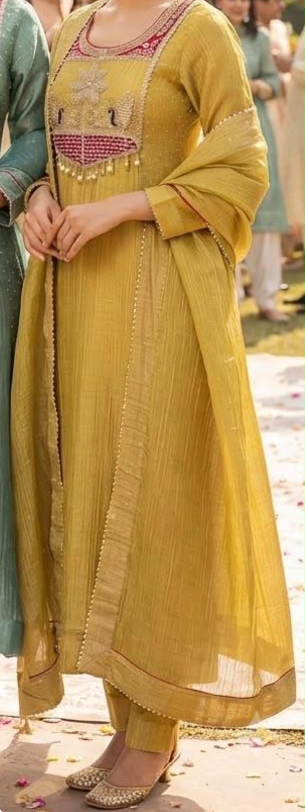 Firoza suit