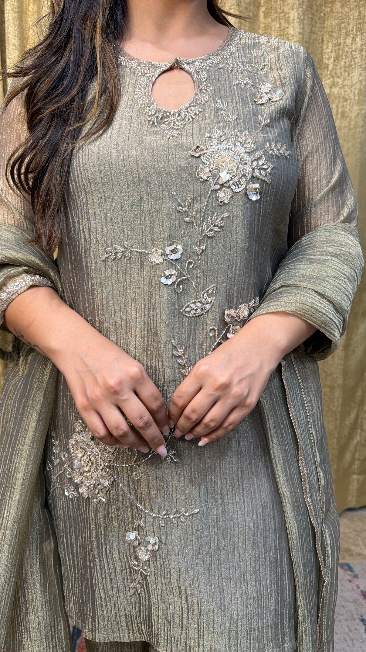 Golden noor