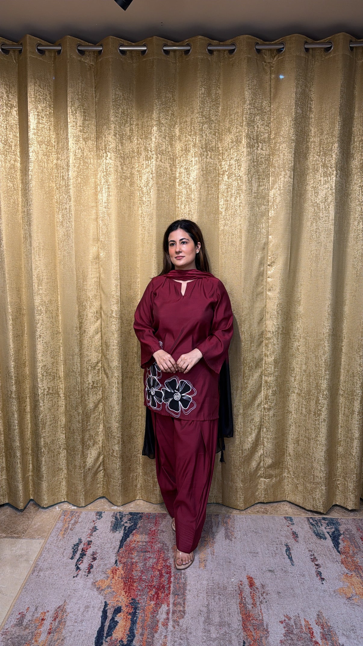 EKNOOR FARSHI