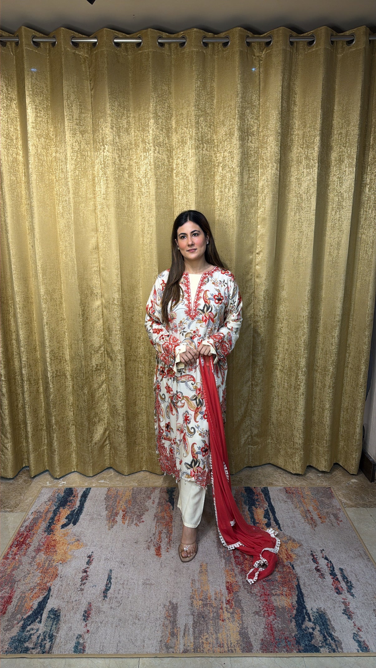 POISED FLORAL SET