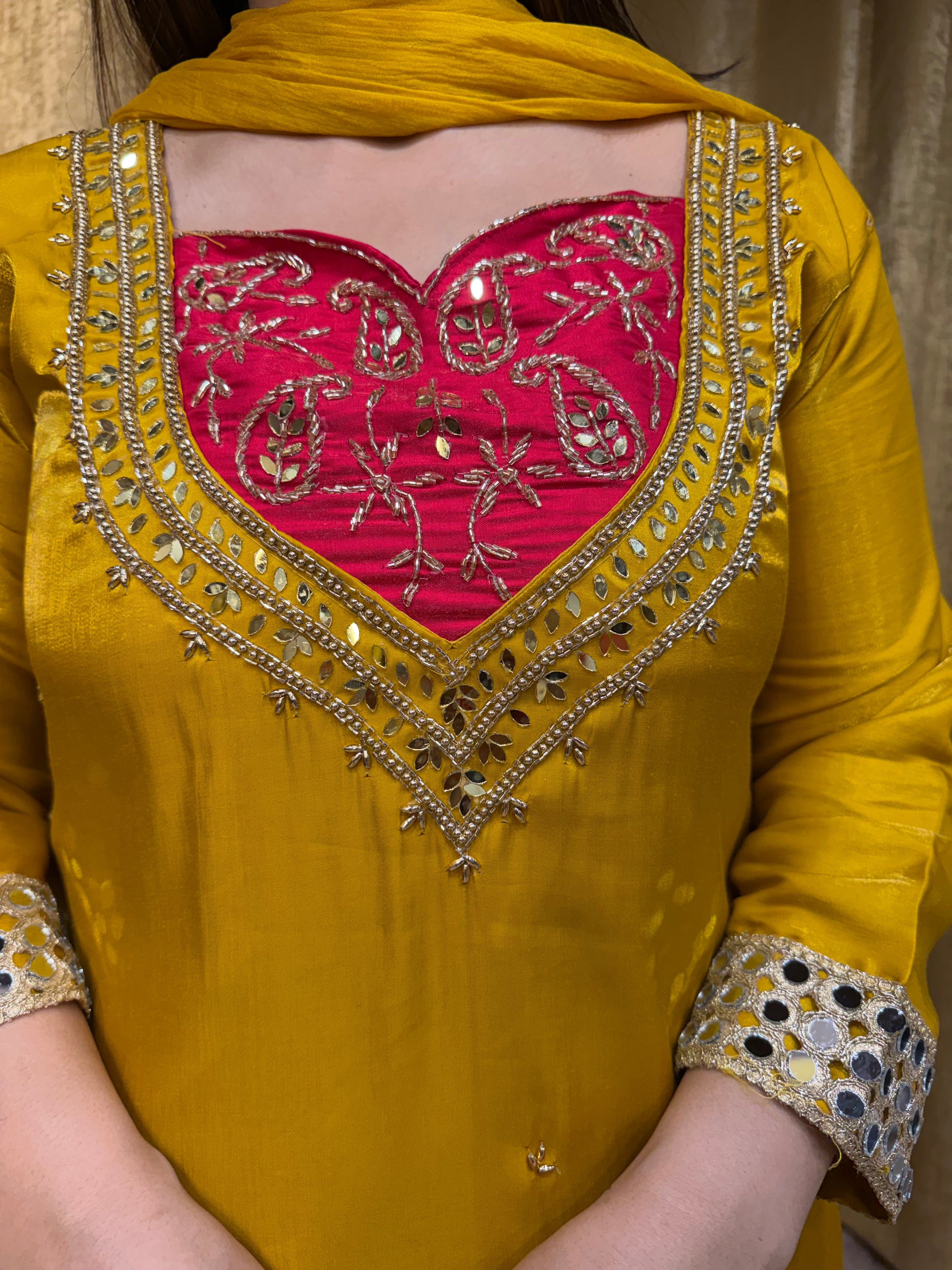 KANAK SUIT