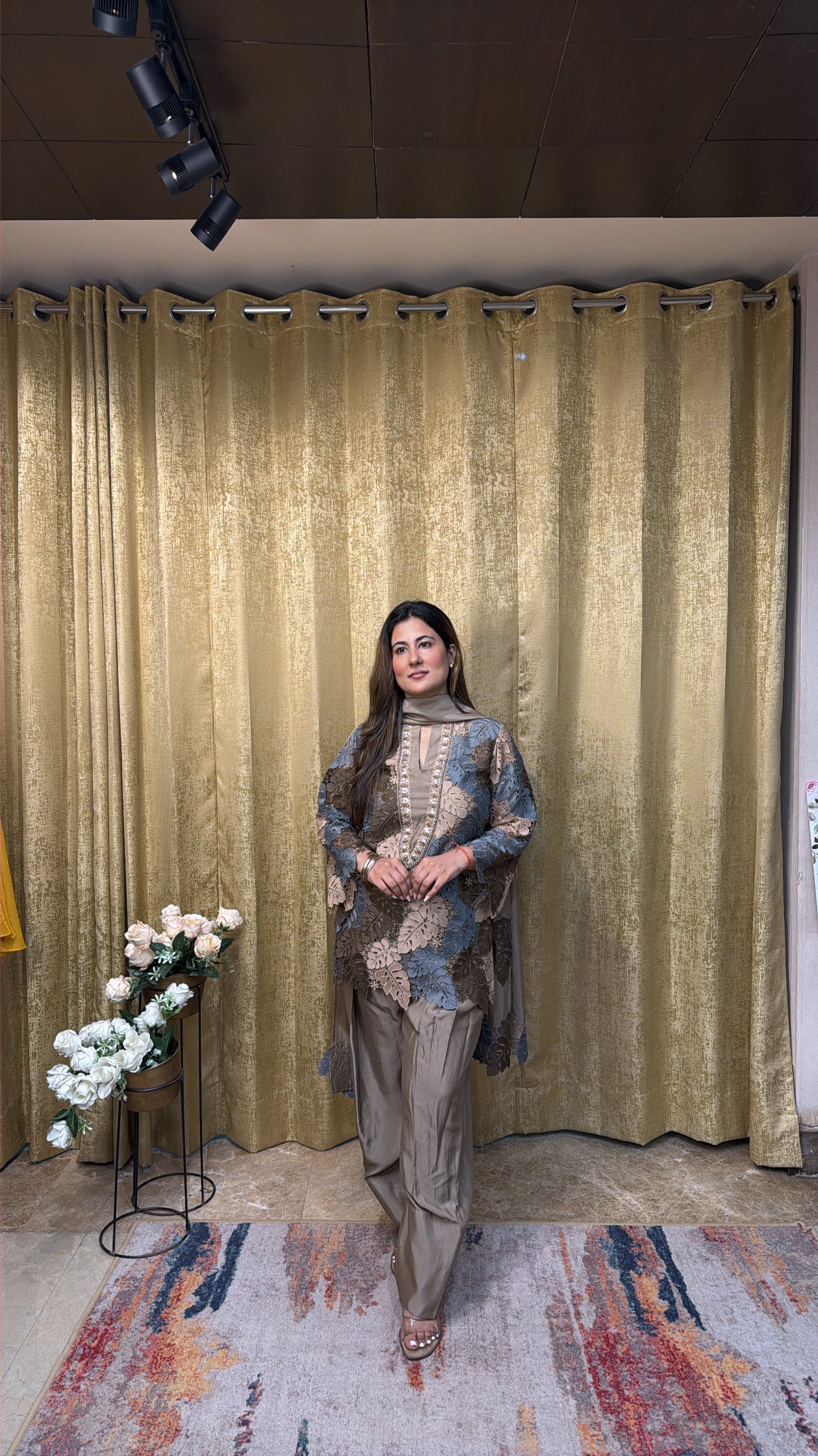 ELAN SUIT