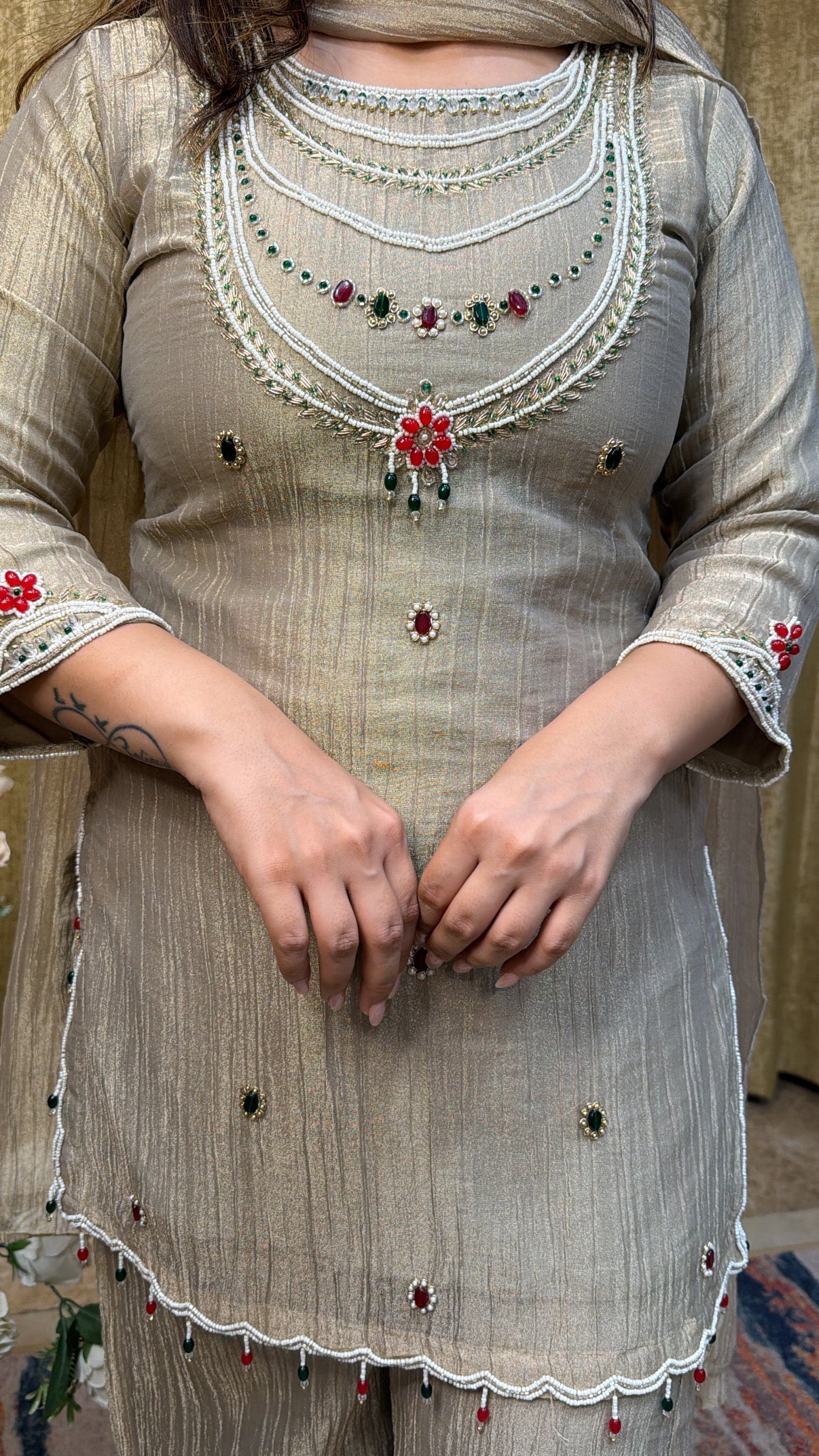 Elia suit