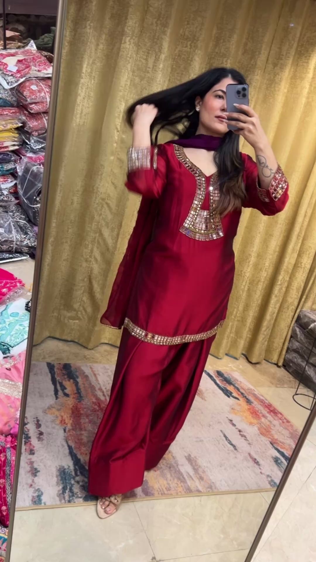 NOOR FARSHI