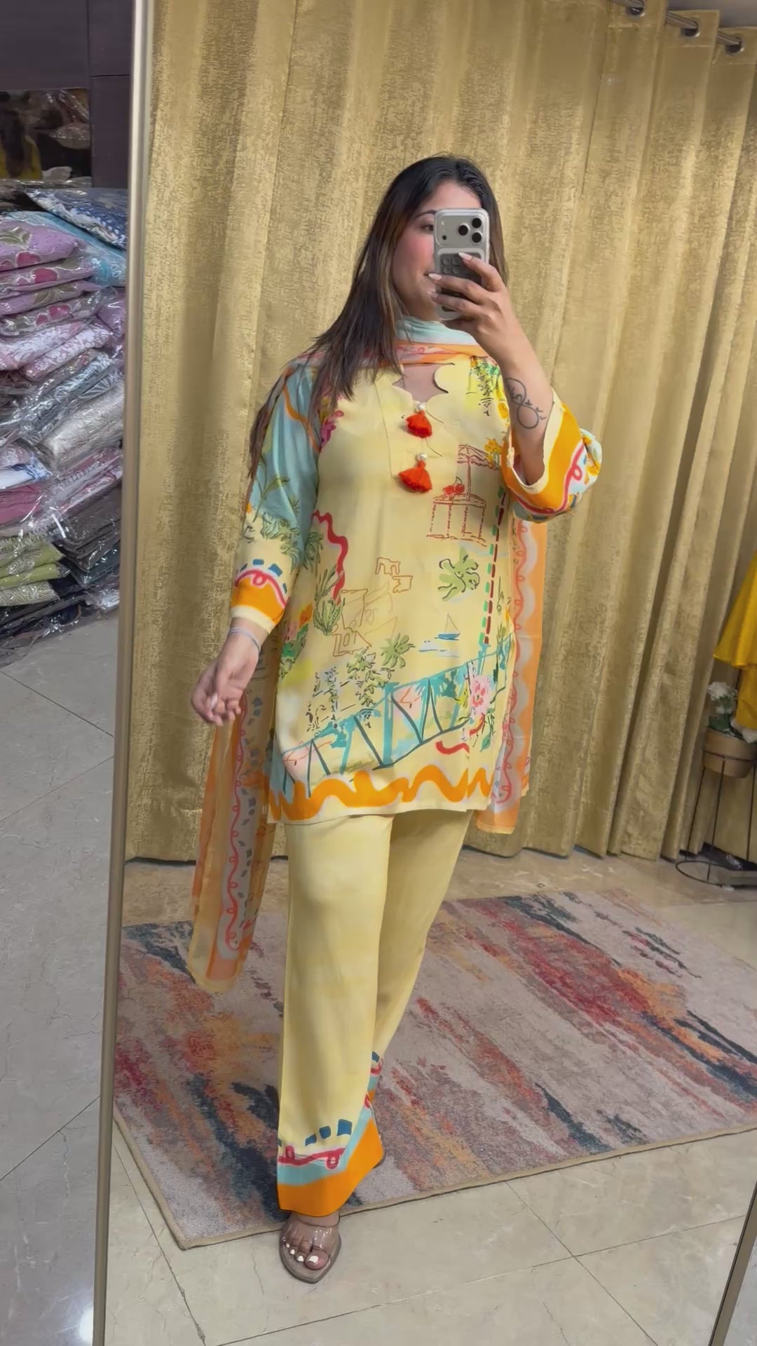 Vivid hues farshi