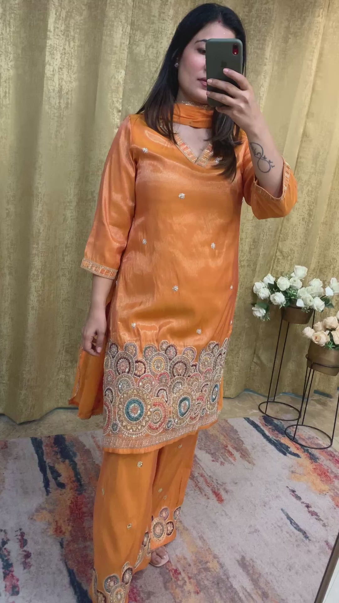 RANGOLI SUIT